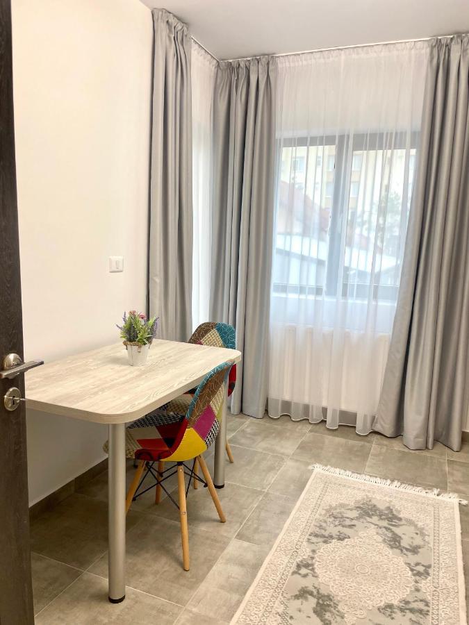 Cleopatra 3 Apartment Ipotesti  ภายนอก รูปภาพ