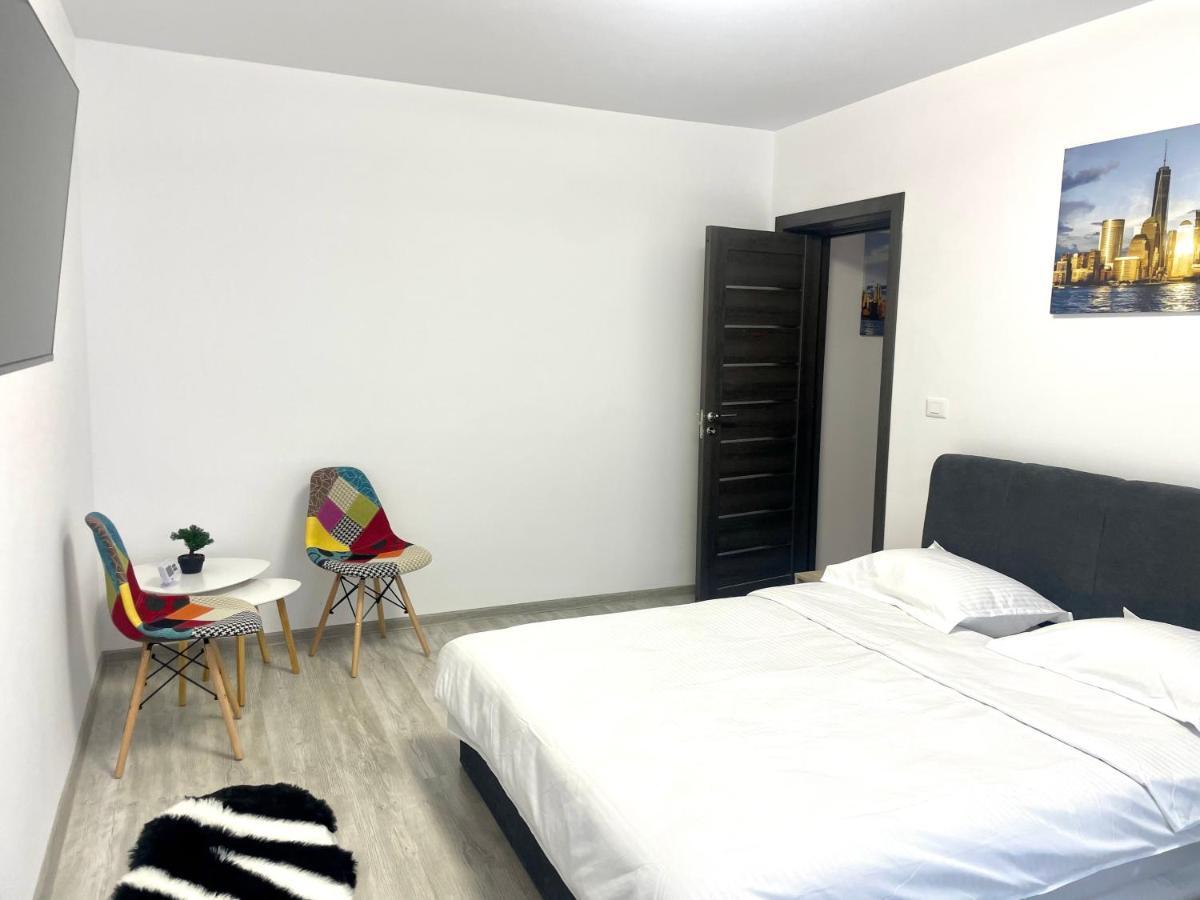 Cleopatra 3 Apartment Ipotesti  ภายนอก รูปภาพ