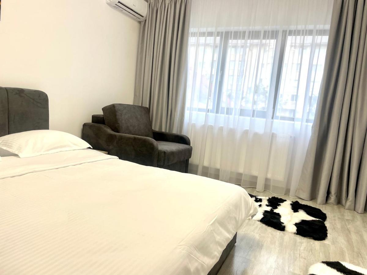 Cleopatra 3 Apartment Ipotesti  ภายนอก รูปภาพ