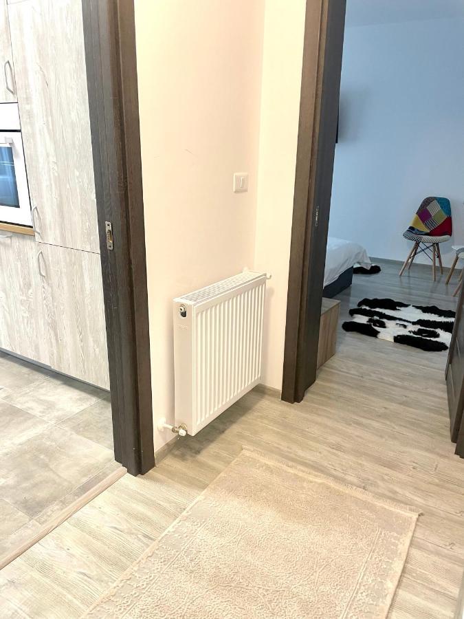 Cleopatra 3 Apartment Ipotesti  ภายนอก รูปภาพ