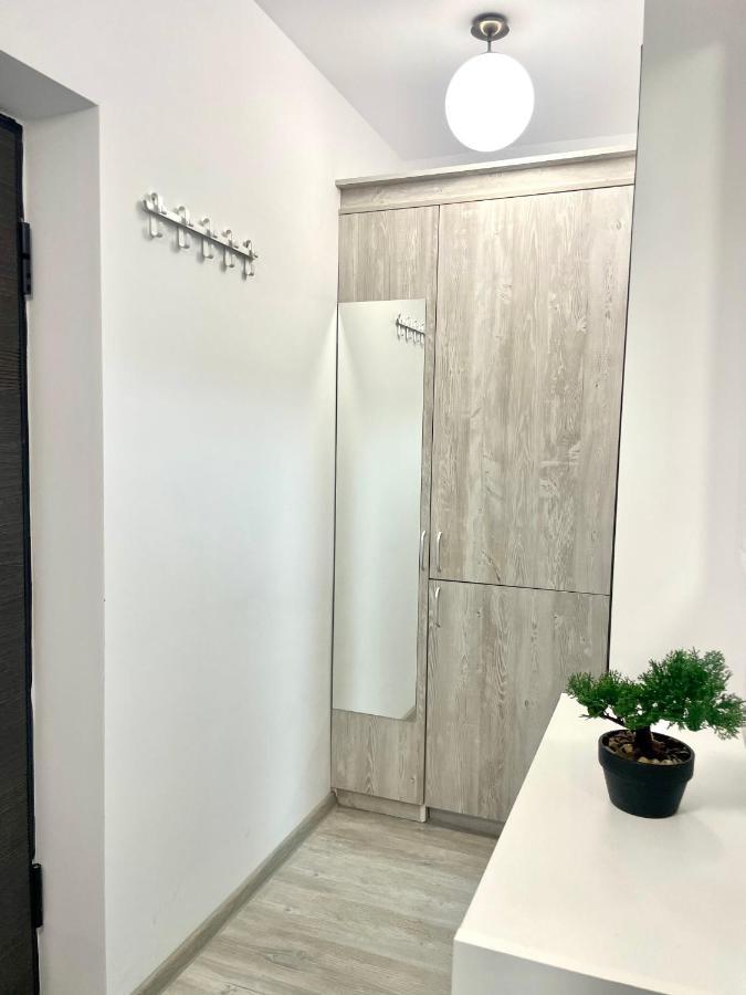 Cleopatra 3 Apartment Ipotesti  ภายนอก รูปภาพ