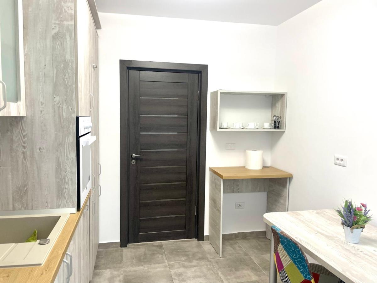 Cleopatra 3 Apartment Ipotesti  ภายนอก รูปภาพ